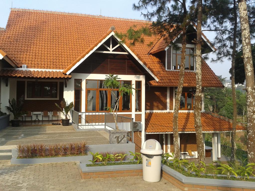 The Valley Resort Hotel Cimenyan Exterior foto