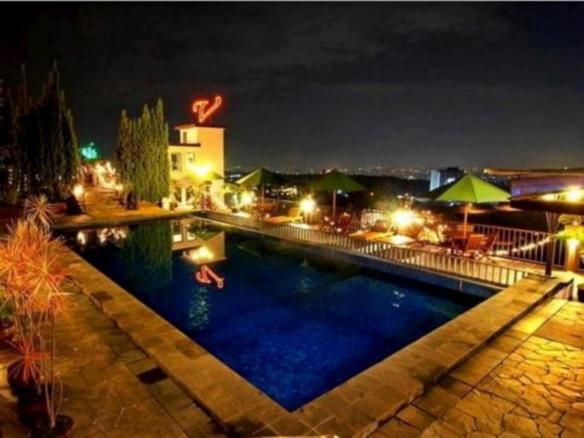 The Valley Resort Hotel Cimenyan Exterior foto